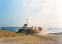 AP1-88 hovercraft promotional day by BHC -  (credit: The <a href='http://www.hovercraft-museum.org/' target='_blank'>Hovercraft Museum Trust</a>).